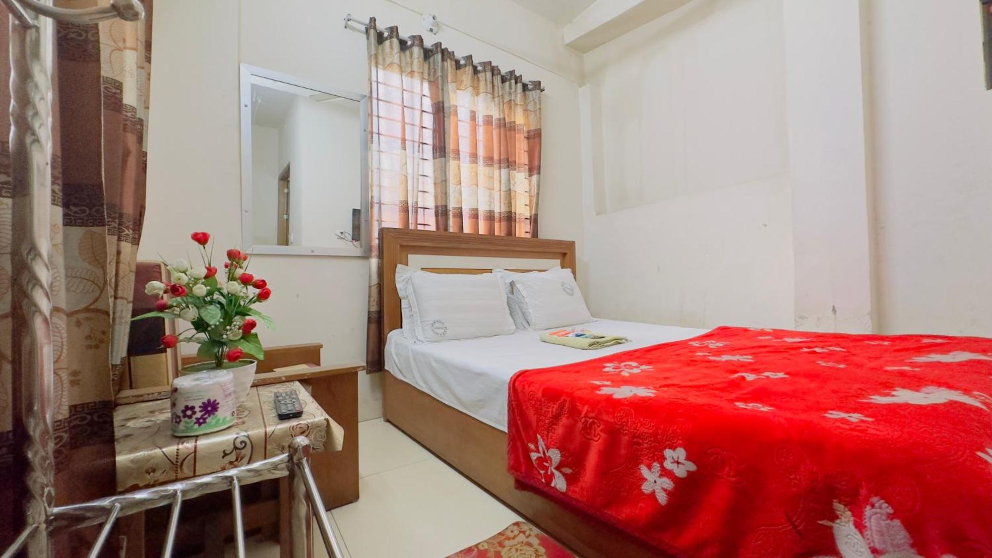 Hotel New Royal Palace Dhanmondi Дакка Экстерьер фото